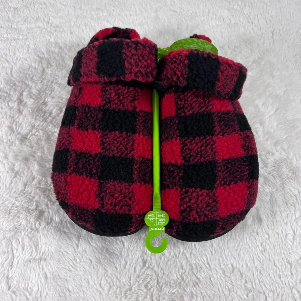 Crocs Classic Buff Check Cozzzyslipper Red Black Buffalo Plaid 210755-6WG Mens 7